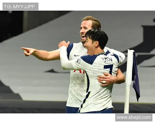 足球明星乔科尔宣布退役传奇生涯画上完美句号